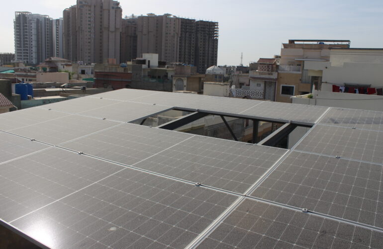 solar system in karachi